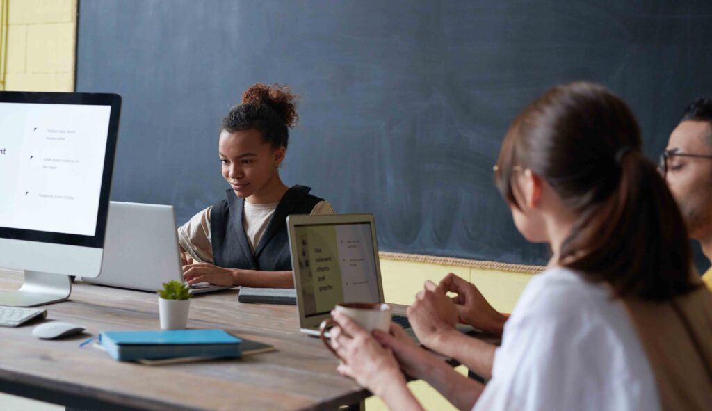 [SCADUTO] Il presente Avviso si pone a supporto delle istituzioni scolastiche statali del secondo ciclo di istruzione per il potenziamento di forme di didattica digitale, anche a seguito dell’emergenza epidemiologica connessa al diffondersi del Covid-19 e alle conseguenti attività di contenimento e prevenzione in ambito scolastico.