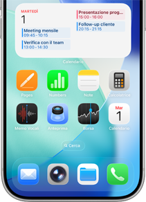 Immagine di un iPhone con l’app Calendario aperta in alto, che mostra gli eventi della giornata
